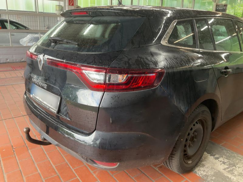 Renault Megane 1.3 TCe Life — zdjęcie 6