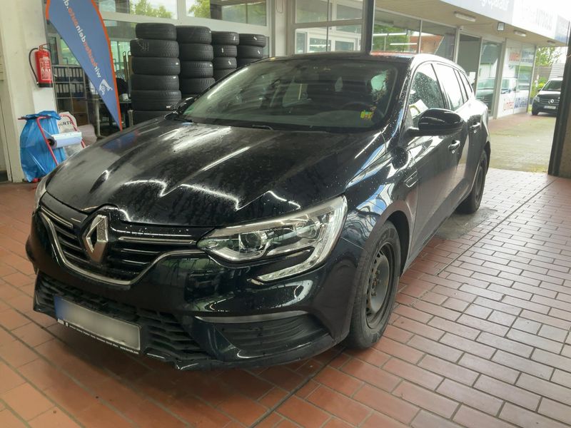 Renault Megane 1.3 TCe Life — zdjęcie 1
