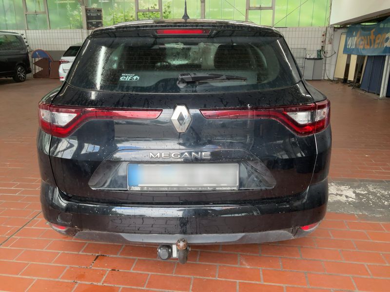 Renault Megane 1.3 TCe Life — zdjęcie 5