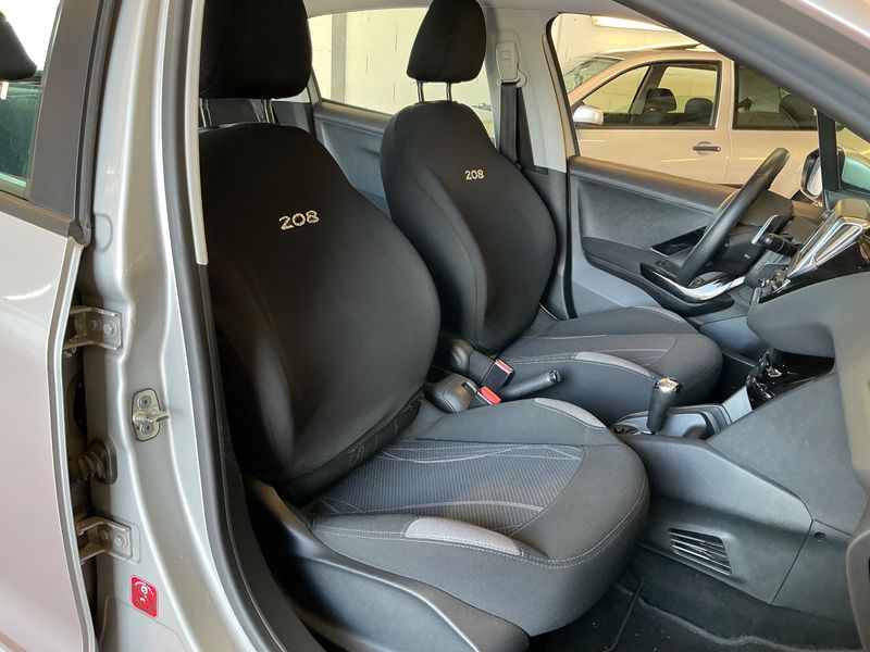 Peugeot 208 1.2 VTi Active — zdjęcie 11