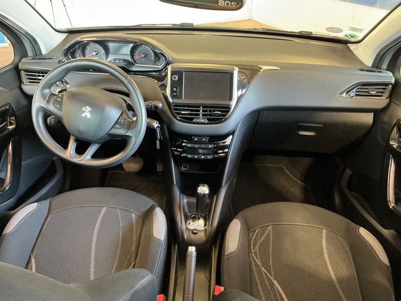 Peugeot 208 1.2 VTi Active — zdjęcie 12