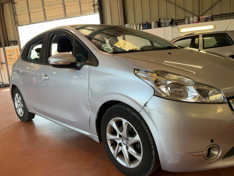 Peugeot 208 1.2 VTi Active — zdjęcie 8