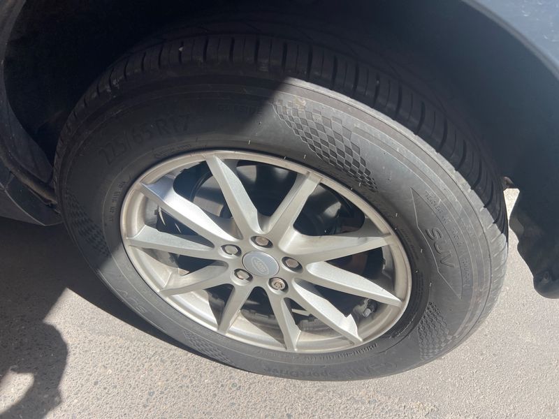 Land Rover Discovery Sport 2.0 Td4 Pure 2018 – снимка 5