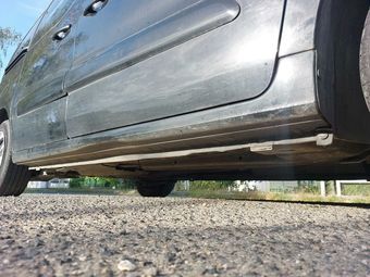Side skirts