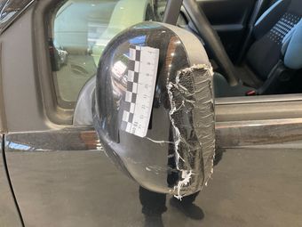 Wing mirror housing