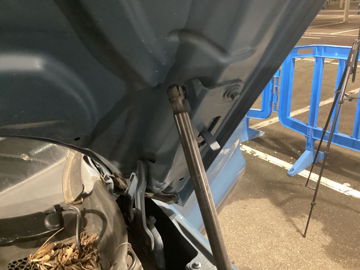 Volvo XC40 2023 — photo 24