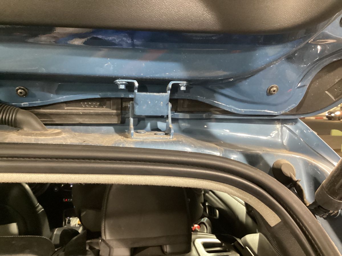 Volvo XC40 2023 — photo 30