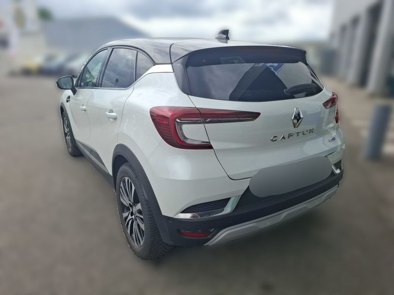 Renault Captur 1.6 Hybrid E-Tech Initiale Paris — zdjęcie 3
