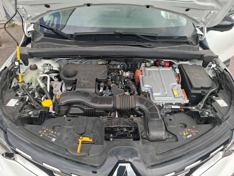 Renault Captur 1.6 Hybrid E-Tech Initiale Paris — zdjęcie 8