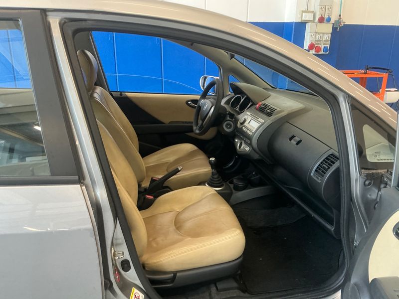 Honda Jazz 1.4 DSi LS — zdjęcie 3