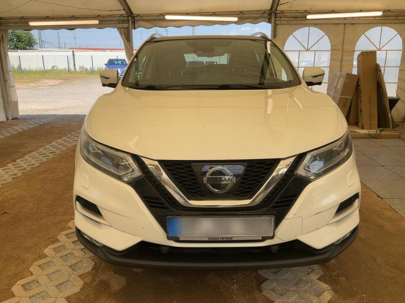 Nissan Qashqai 1.6 Tekna 2018 – снимка 14