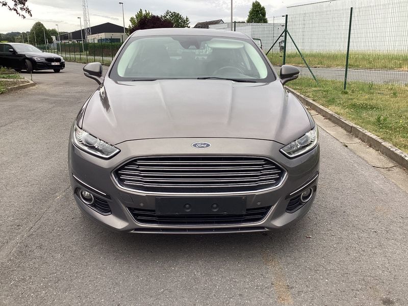 Ford Mondeo 1.5 EcoBoost Titanium — zdjęcie 9