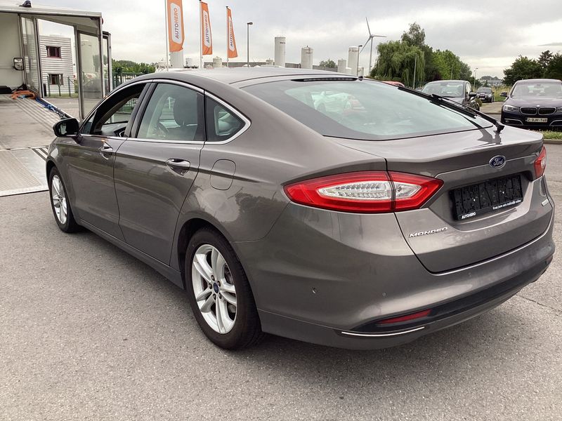 Ford Mondeo 1.5 EcoBoost Titanium — zdjęcie 3