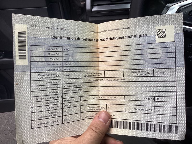 Ford Mondeo 1.5 EcoBoost Titanium — zdjęcie 15