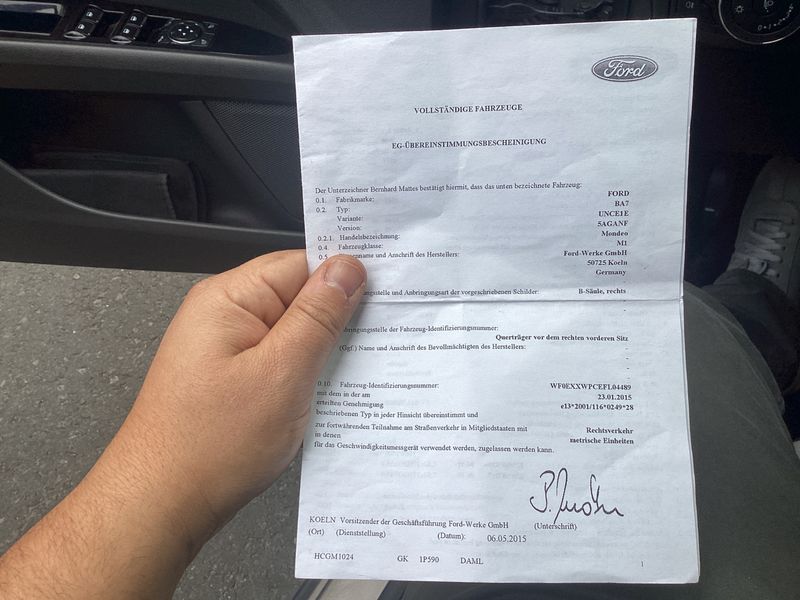 Ford Mondeo 1.5 EcoBoost Titanium — zdjęcie 16