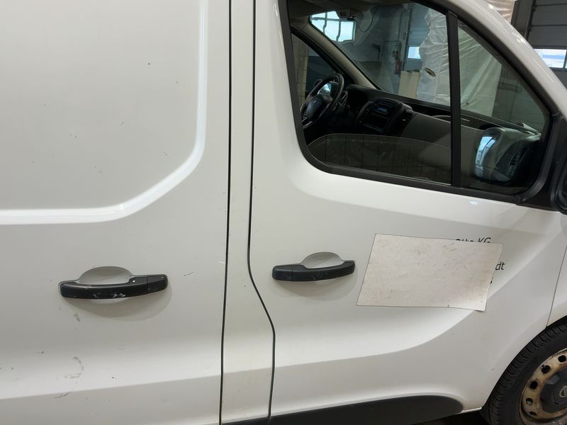 Nissan NV300 1.6 dCi L2H1 2,9t PRO — zdjęcie 7