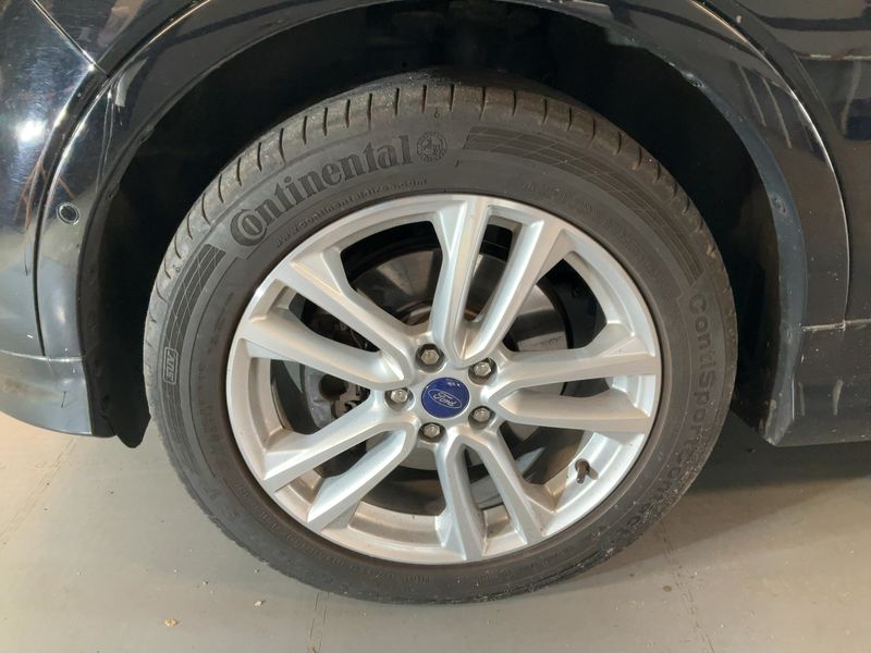 Ford Kuga 2.0 TDCi Individual 2016 – снимка 3