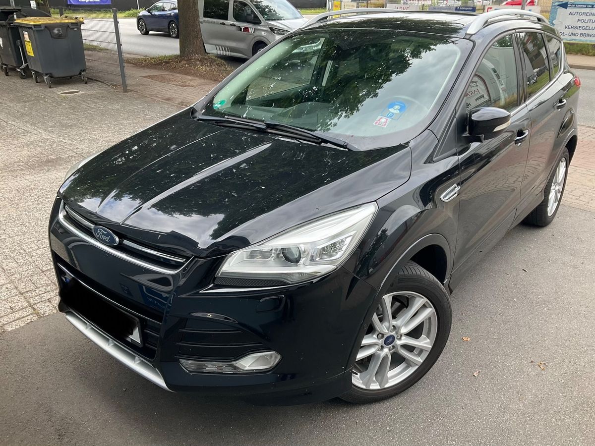 Ford Kuga 2016 — photo 1