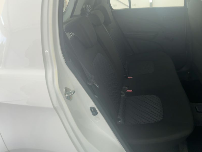Suzuki Celerio 1.0 Club — zdjęcie 14