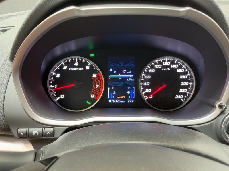 Mitsubishi Eclipse Cross 1.5 T-MIVEC Intro Edition 2WD — zdjęcie 13