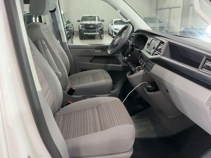 Volkswagen T6 California 2.0 TDI Beach Tour FWD — zdjęcie 11