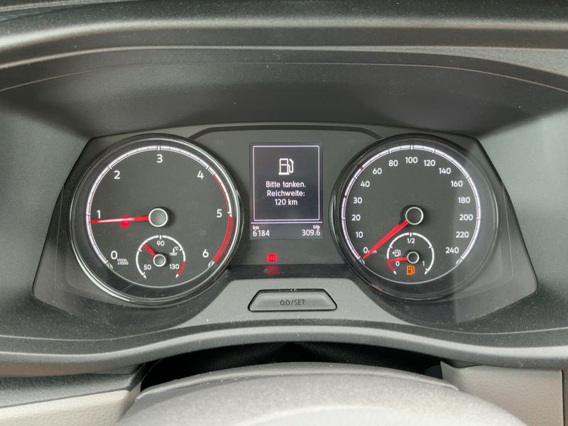 Volkswagen T6 California 2.0 TDI Beach Tour FWD — zdjęcie 13