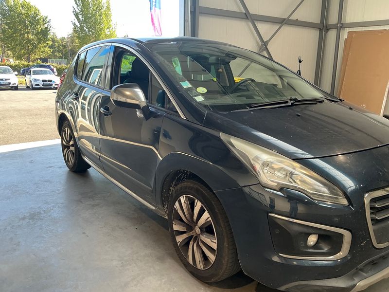 Peugeot 3008 1.6 HDi Allure 2015 – снимка 12