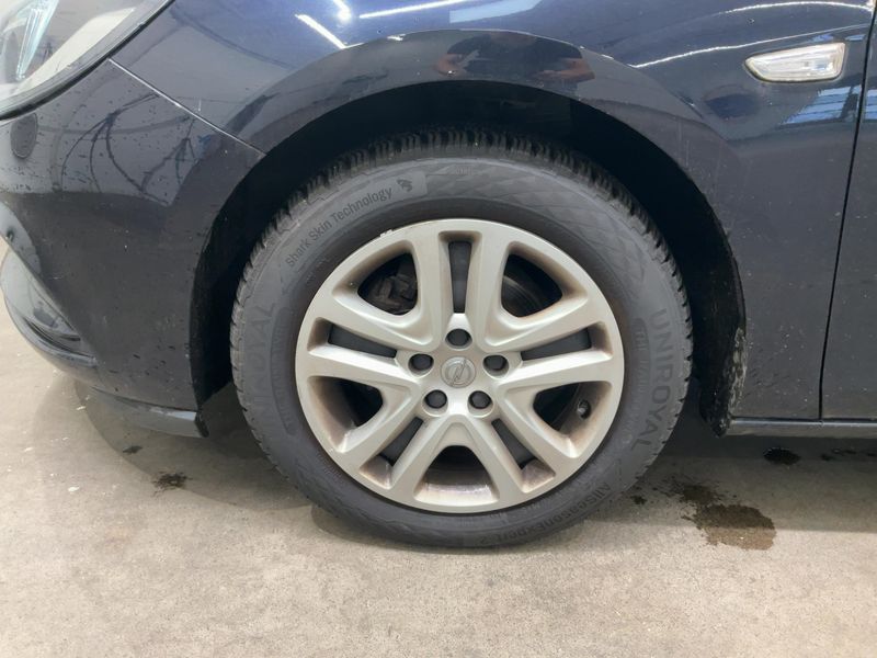 Opel Astra 1.6 CDTI DPF Business Start/Stop 2018 – снимка 3