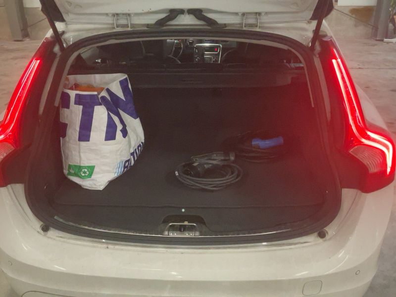 Volvo V60 2.4 D6 Plug-in Hybrid Summum AWD 2013 – снимка 15