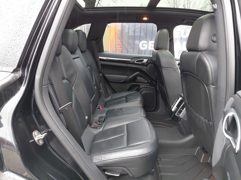 Porsche Cayenne Diesel Platinum Edition — zdjęcie 14