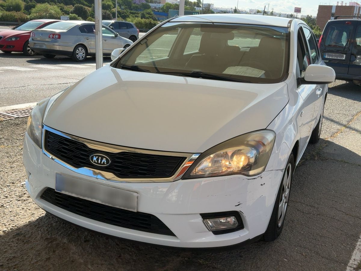 Kia cee'd 2011