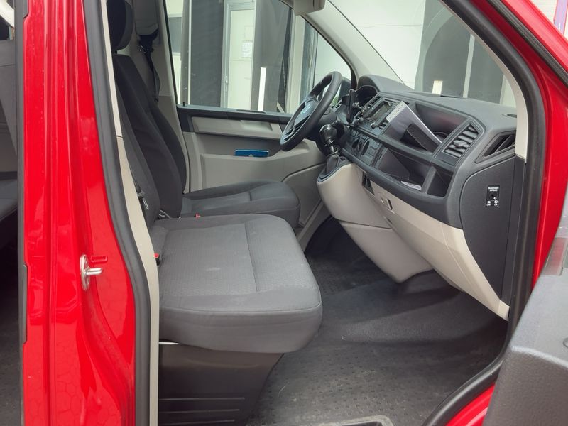 Volkswagen T6 Caravelle 2.0 TDI EcoProfi — zdjęcie 11