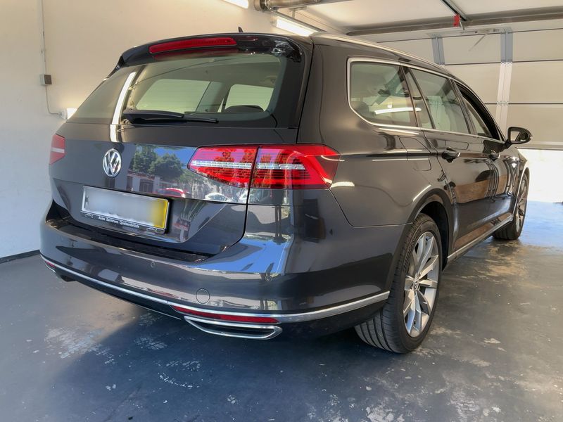Volkswagen Passat 2.0 TDI Highline 4Motion BlueMotion Tech — zdjęcie 6