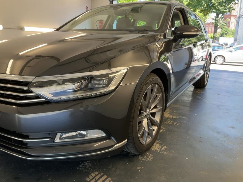 Volkswagen Passat 2.0 TDI Highline 4Motion BlueMotion Tech — zdjęcie 2