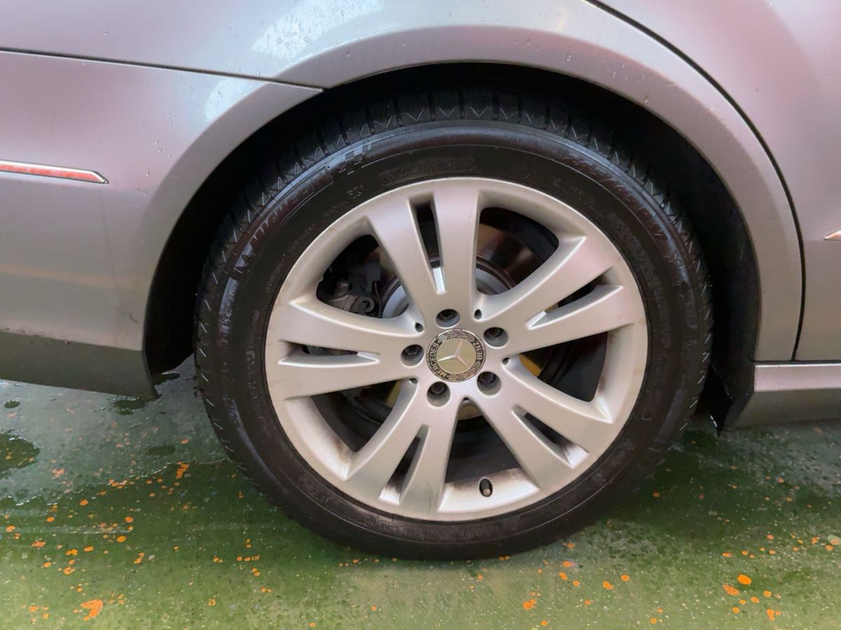 Mercedes-Benz E-Klasse 2012 — photo 10