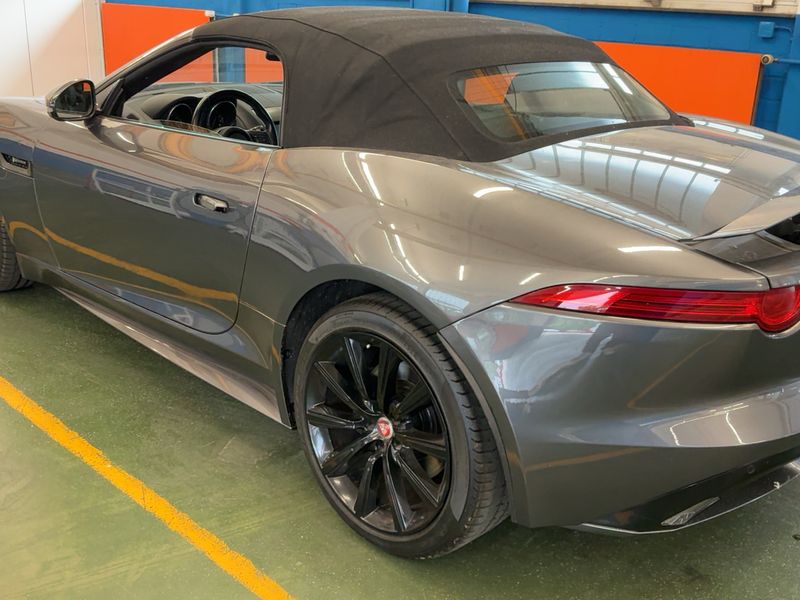 Jaguar F-TYPE 3.0 V6 S — zdjęcie 3