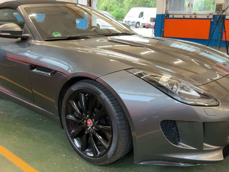 Jaguar F-TYPE 3.0 V6 S — zdjęcie 8