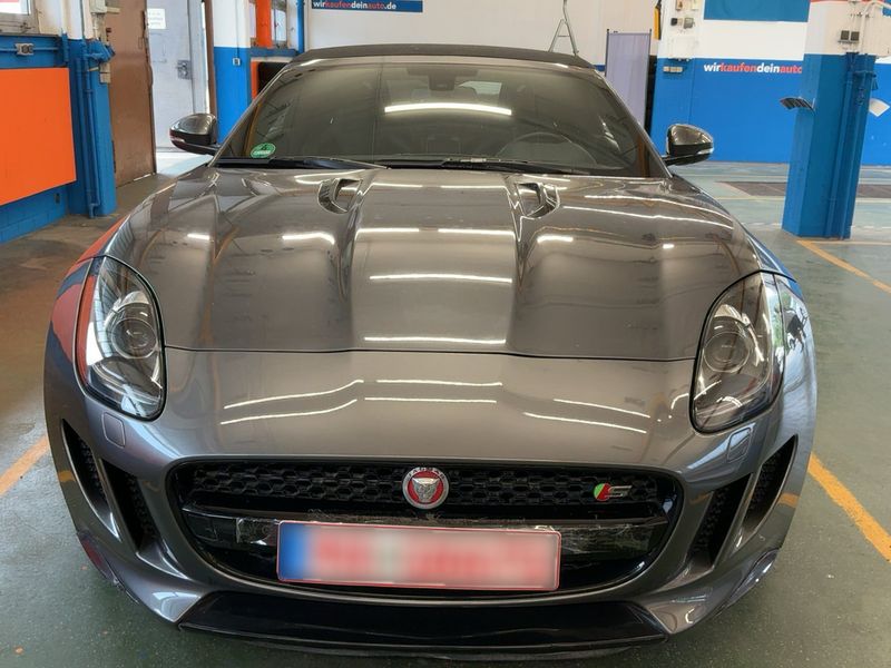 Jaguar F-TYPE 3.0 V6 S — zdjęcie 9