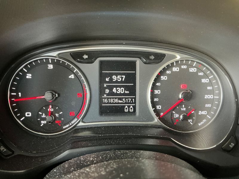 Audi A1 1.6 TDI Ambition Luxe — zdjęcie 13