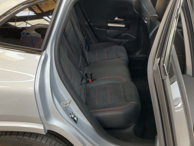 Mercedes-Benz GLA-Klasse GLA 250 Mild-Hybrid 4Matic AMG Line — zdjęcie 14