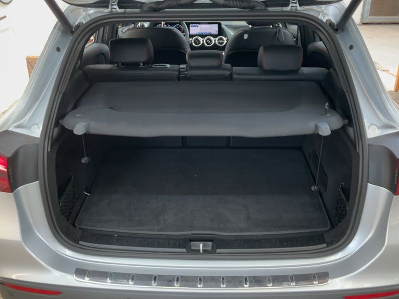 Mercedes-Benz GLA-Klasse GLA 250 Mild-Hybrid 4Matic AMG Line — zdjęcie 10