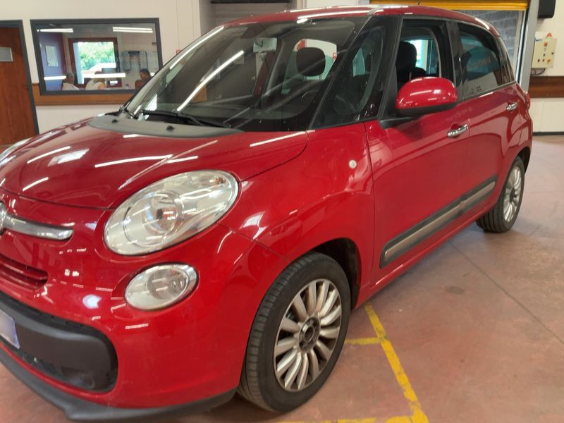 Fiat 500L 1.4 Easy — zdjęcie 2