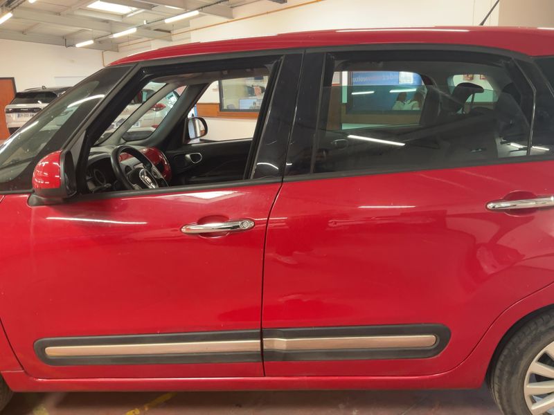 Fiat 500L 1.4 Easy — zdjęcie 4