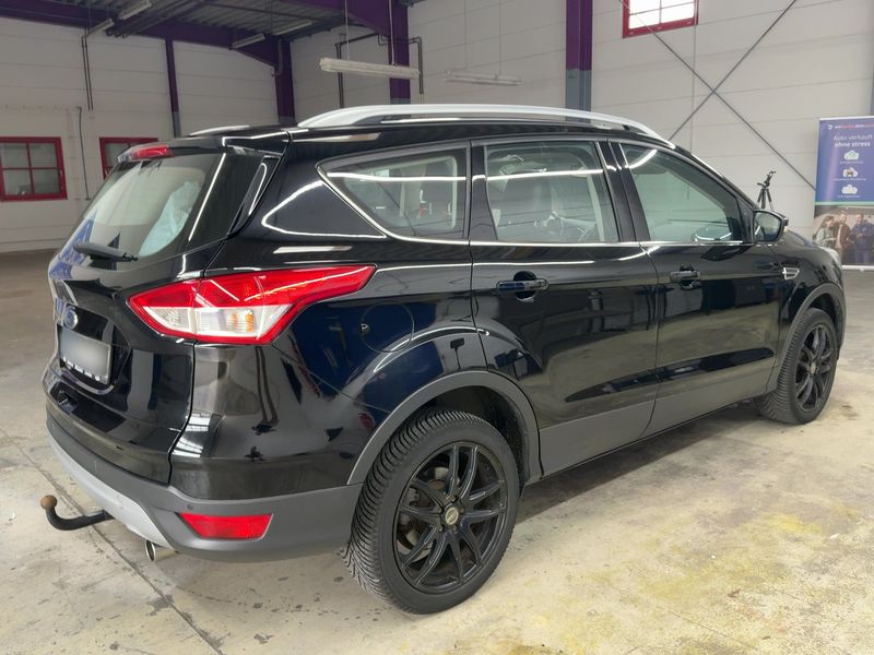 Ford Kuga 2.0 TDCi Titanium 2016 – снимка 8