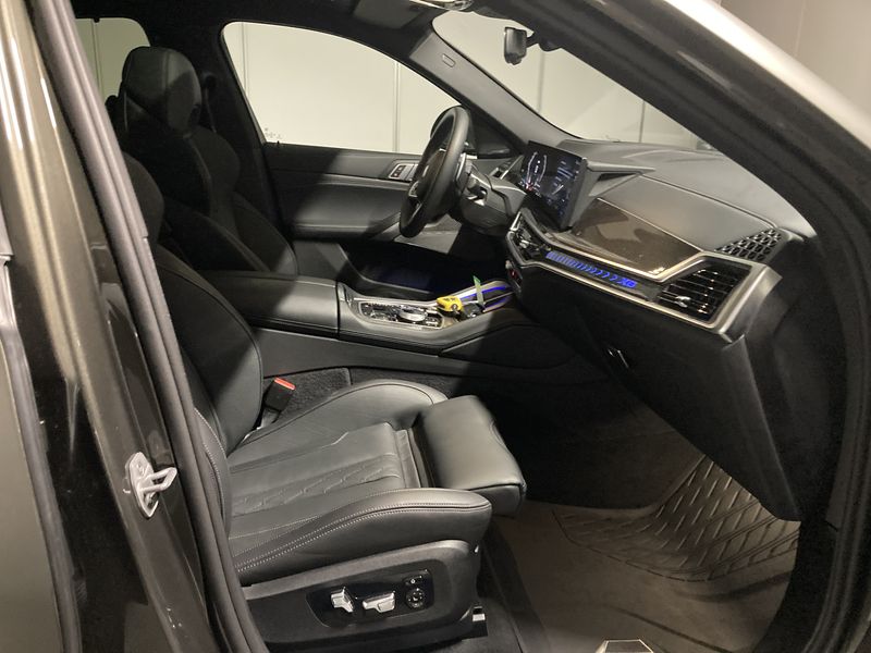 BMW X6 xDrive 40d Mild-Hybrid M Sport — zdjęcie 10