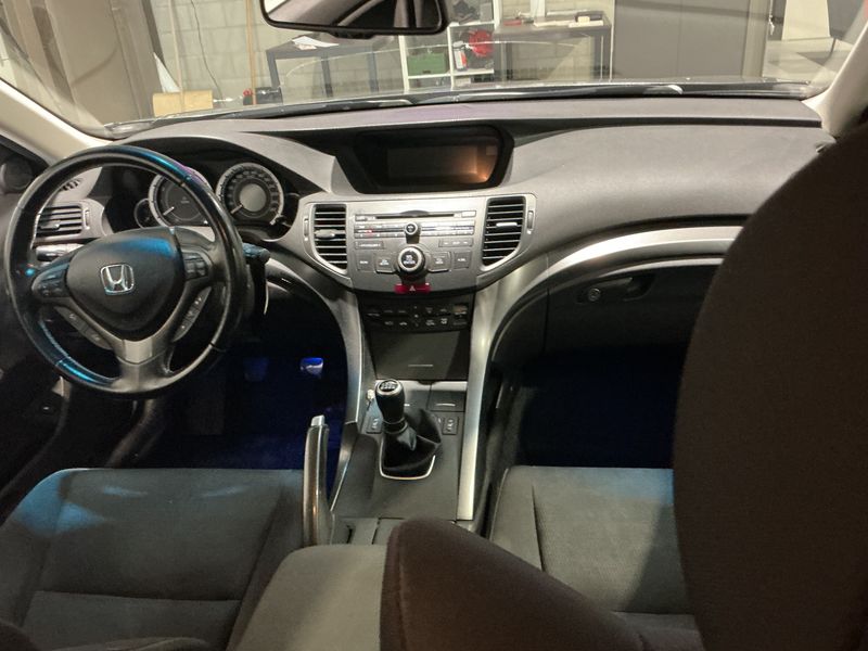 Honda Accord 2.2 DTEC Comfort 2012 – снимка 17