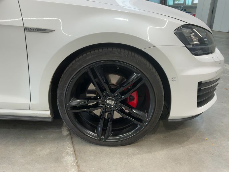 Volkswagen Golf VII 2.0 TDI GTD BlueMotion Tech 2016 – снимка 11