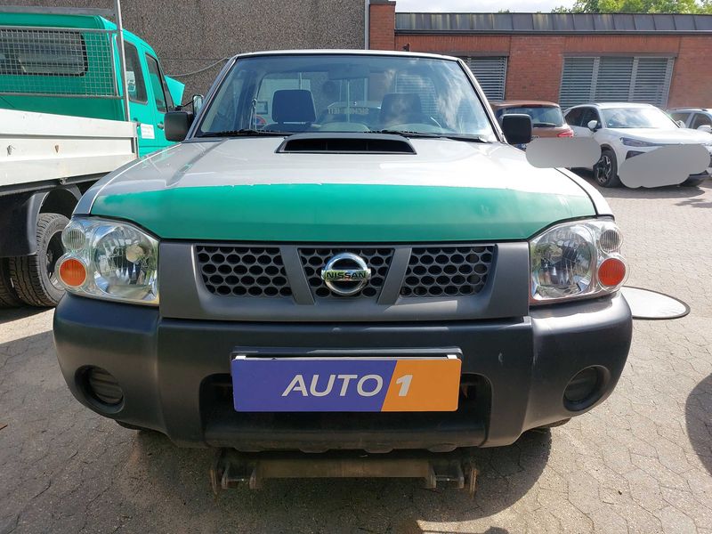 Nissan NP300 Pick-up 2.5 Turbodiesel Single Cab 4x4 — zdjęcie 7