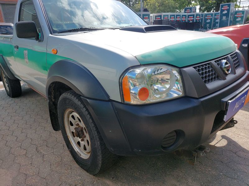 Nissan NP300 Pick-up 2.5 Turbodiesel Single Cab 4x4 — zdjęcie 6