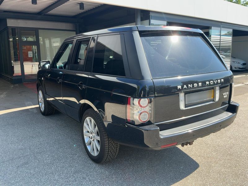 Land Rover Range Rover 4.4 TD V8 Vogue — zdjęcie 3